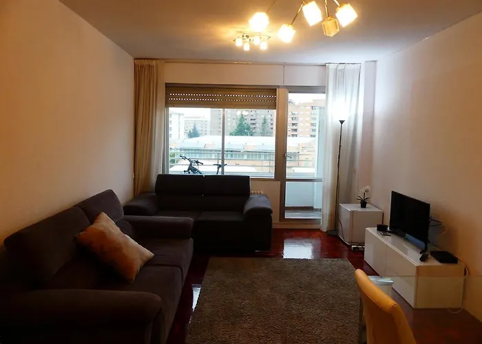 Apartamento Actual Y Funcional Iturrama 1